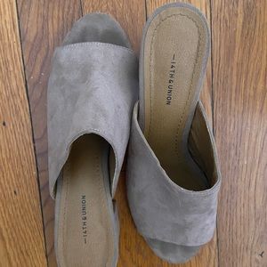 14th & Union Block Heel Mule